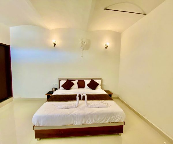 Luxury AC Cottage (1)